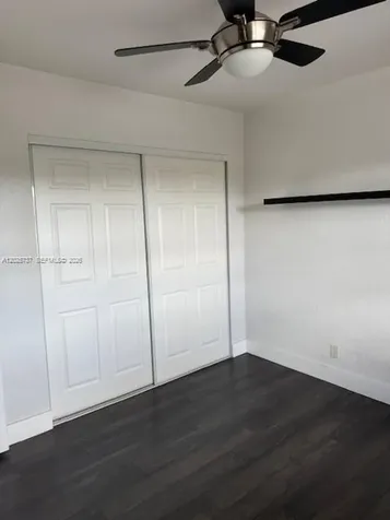 922 Twin Lake Drive Coral Springs FL 33071