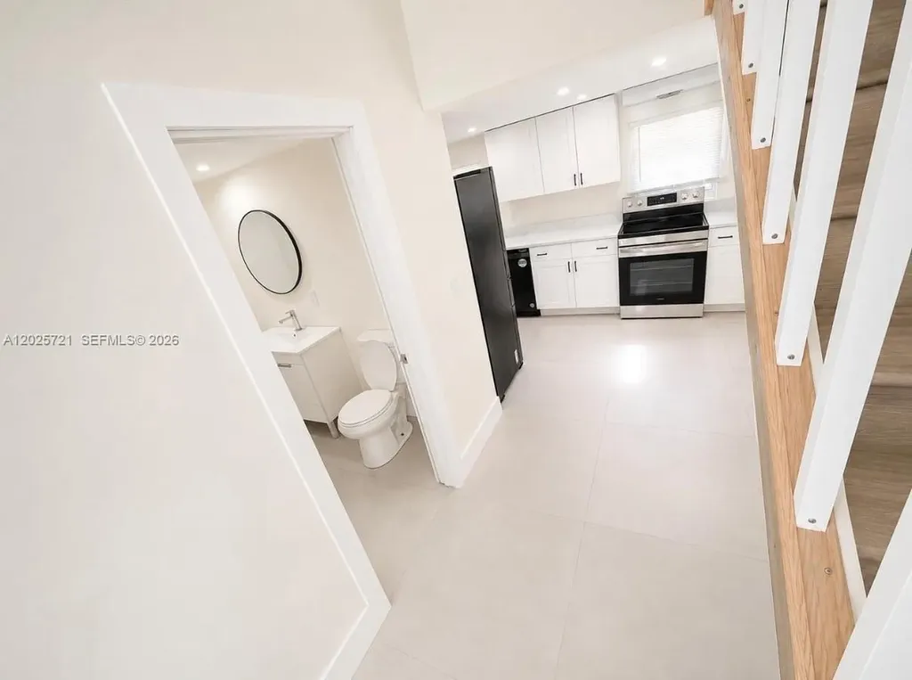4125 N 32nd Court Hollywood FL 33021