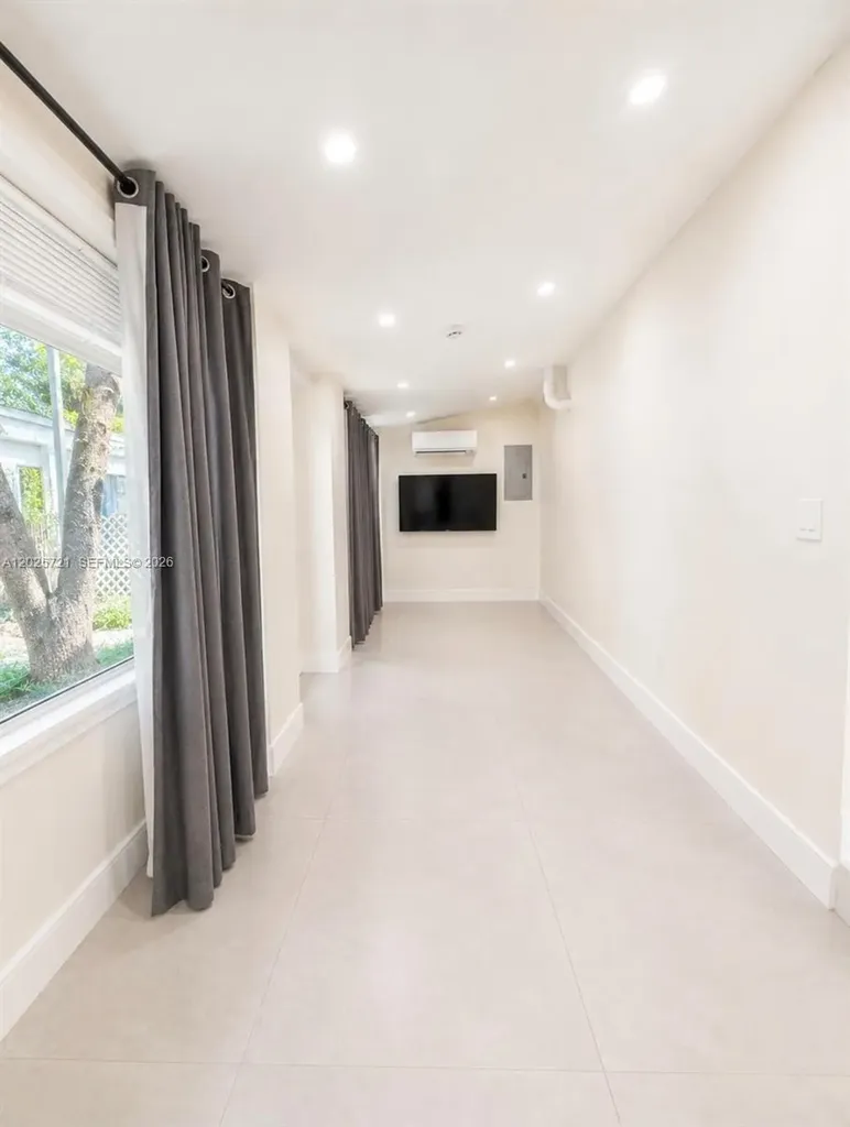 4125 N 32nd Court Hollywood FL 33021