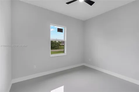 546 E Louisville Street Lehigh Acres FL 33974