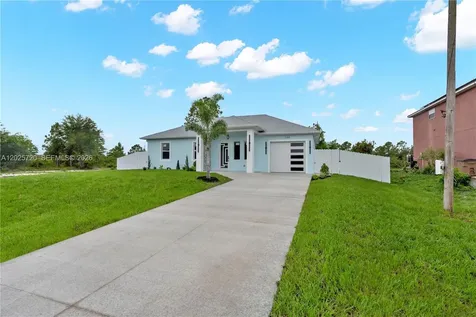 546 E Louisville Street Lehigh Acres FL 33974