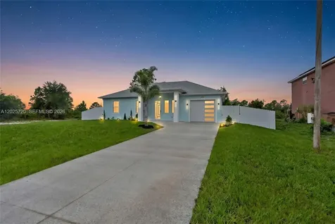 546 E Louisville Street Lehigh Acres FL 33974