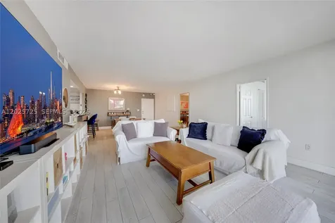 10350 W Bay Harbor Drive Bay Harbor Islands FL 33154