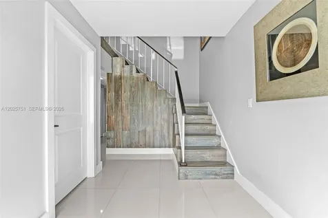 14357 Kendale Lakes Circle Miami FL 33183