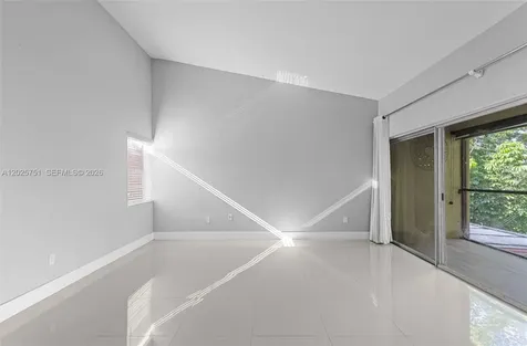 14357 Kendale Lakes Circle Miami FL 33183