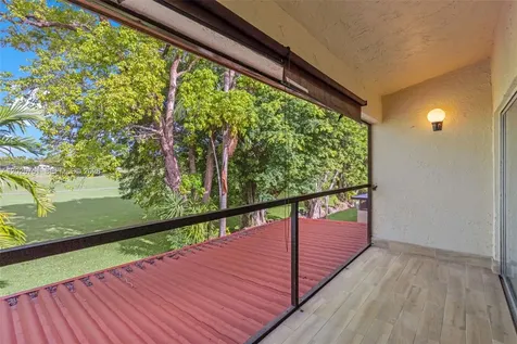 14357 Kendale Lakes Circle Miami FL 33183