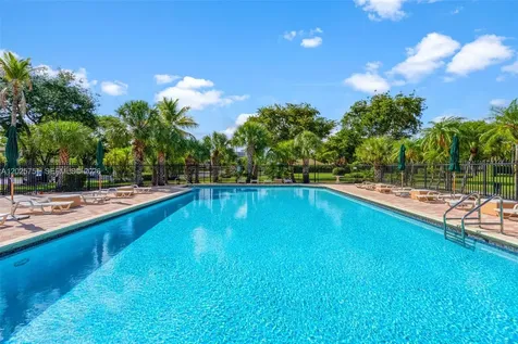 14357 Kendale Lakes Circle Miami FL 33183