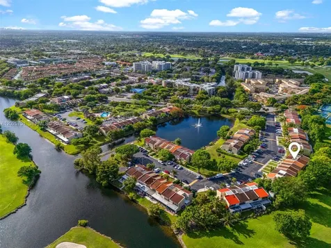 14357 Kendale Lakes Circle Miami FL 33183