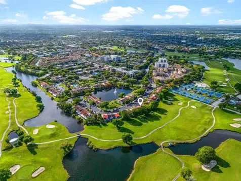 14357 Kendale Lakes Circle Miami FL 33183