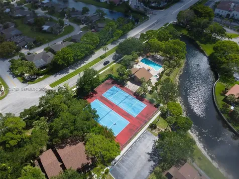 7560 NW 79th Avenue Tamarac FL 33321