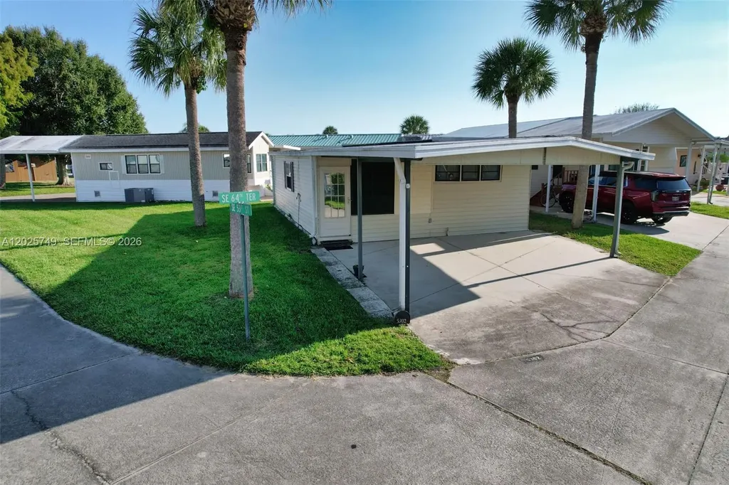 5302 SE 64th Terrace Okeechobee FL 34974