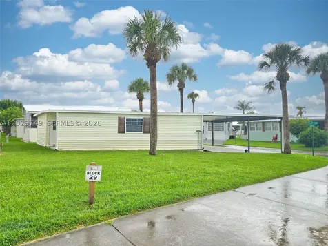 5302 SE 64th Terrace Okeechobee FL 34974