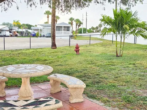 5302 SE 64th Terrace Okeechobee FL 34974