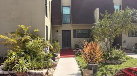 Pembroke Pines FL 33024