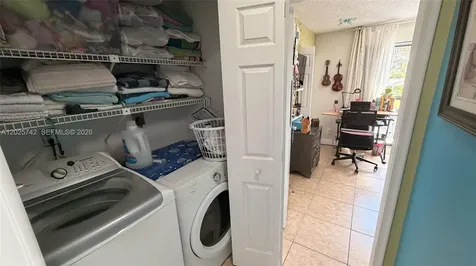 Pembroke Pines FL 33024