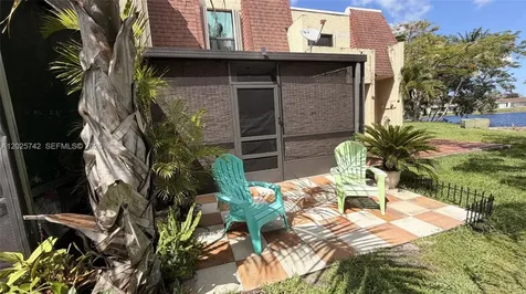 Pembroke Pines FL 33024