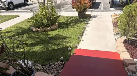 Pembroke Pines FL 33024