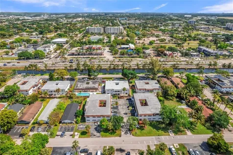 321 SW 1st Court Pompano Beach FL 33060