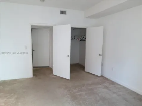 1111 SW 1 Avenue Miami FL 33130