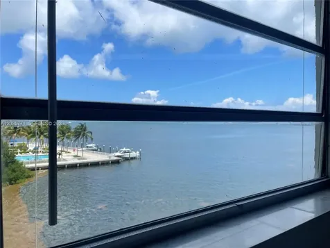 2201 Brickell Avenue Miami FL 33129