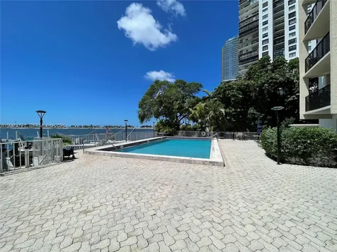 2201 Brickell Avenue Miami FL 33129