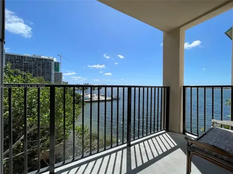2201 Brickell Avenue Miami FL 33129