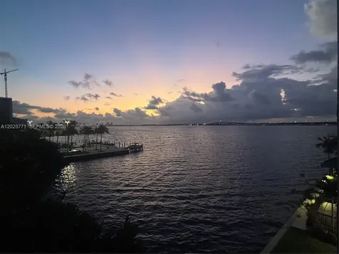 2201 Brickell Avenue Miami FL 33129