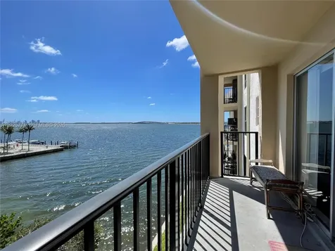 2201 Brickell Avenue Miami FL 33129