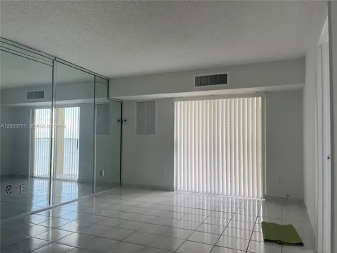 2201 Brickell Avenue Miami FL 33129