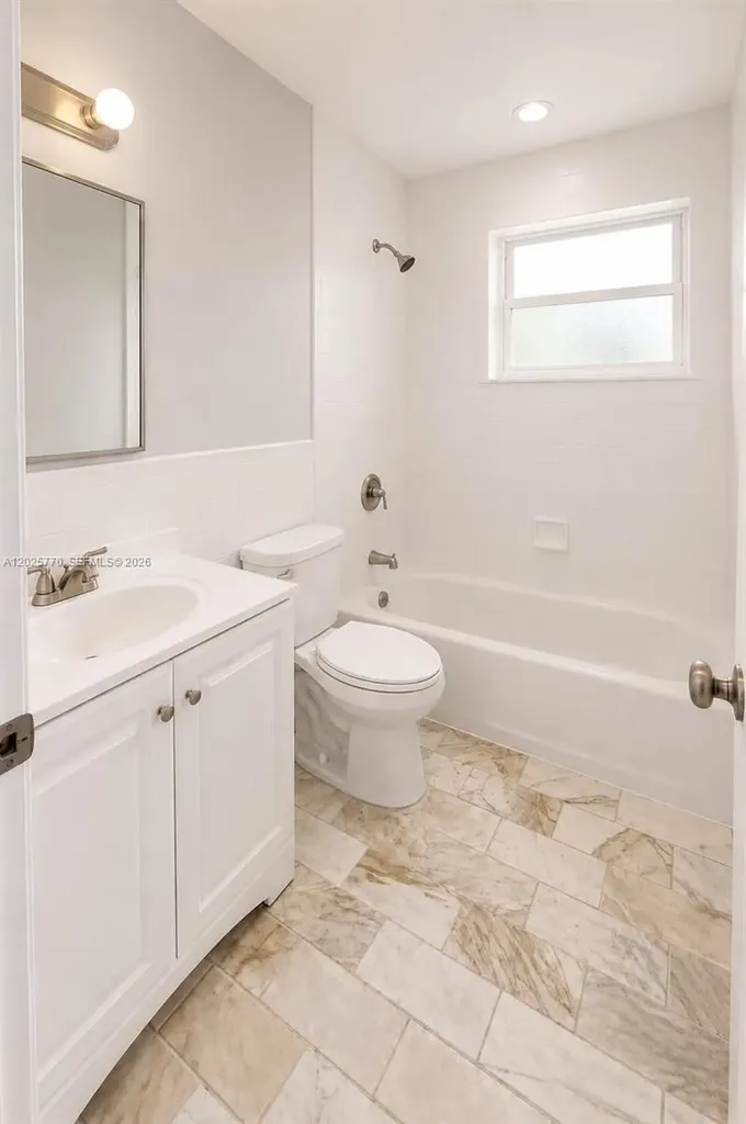 5735 Hayes Street Hollywood FL 33021