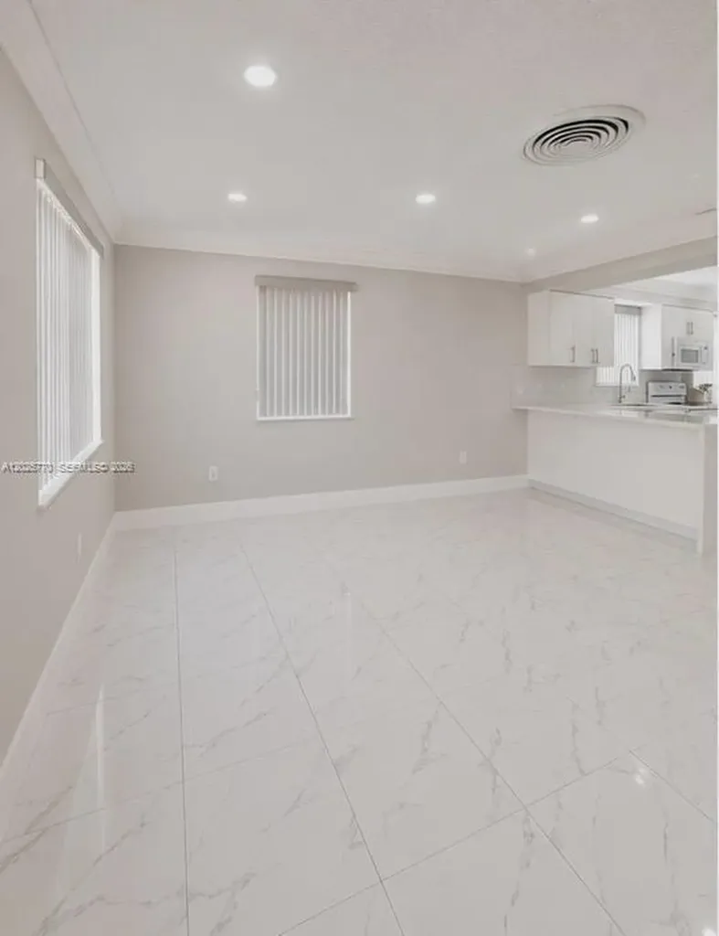 5735 Hayes Street Hollywood FL 33021
