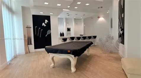 350 S Miami Avenue Miami FL 33130