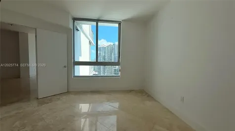350 S Miami Avenue Miami FL 33130