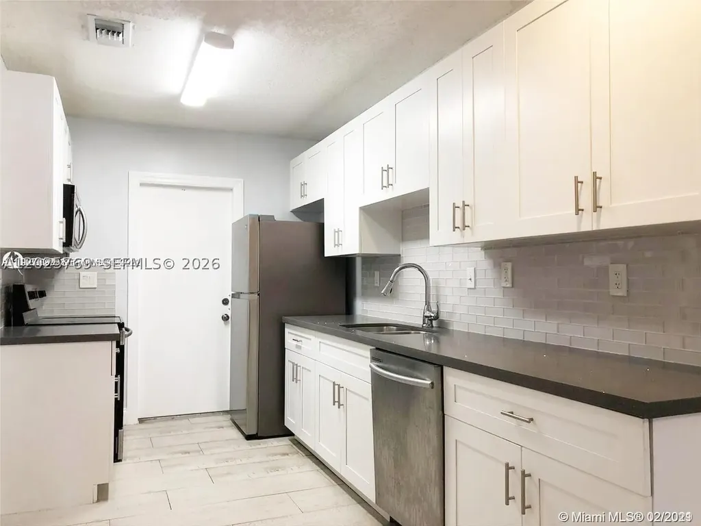 1235 NE 3rd Avenue Fort Lauderdale FL 33304