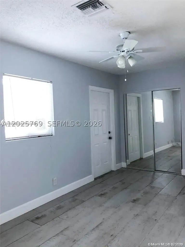 1235 NE 3rd Avenue Fort Lauderdale FL 33304