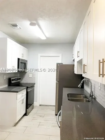 1235 NE 3rd Avenue Fort Lauderdale FL 33304