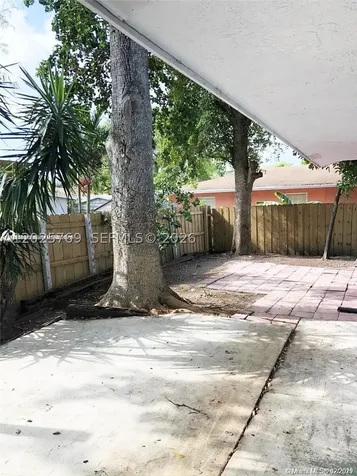 1235 NE 3rd Avenue Fort Lauderdale FL 33304
