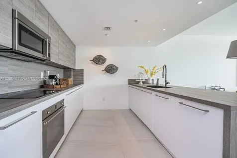 400 Sunny Isles Boulevard Sunny Isles Beach FL 33160
