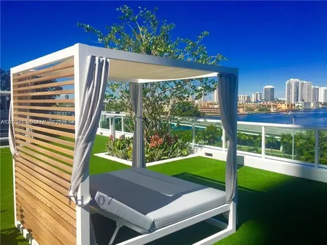400 Sunny Isles Boulevard Sunny Isles Beach FL 33160