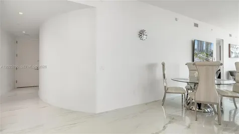 18975 Collins Avenue Sunny Isles Beach FL 33160