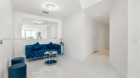 18975 Collins Avenue Sunny Isles Beach FL 33160