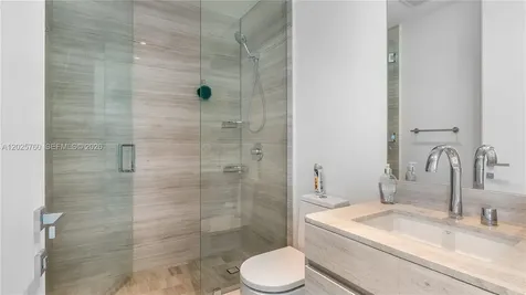 18975 Collins Avenue Sunny Isles Beach FL 33160