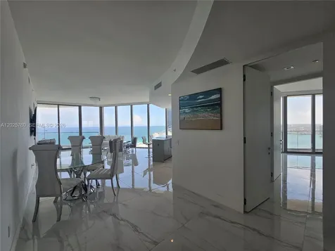 18975 Collins Avenue Sunny Isles Beach FL 33160