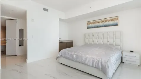 18975 Collins Avenue Sunny Isles Beach FL 33160