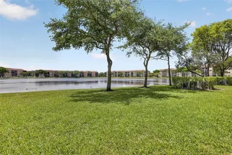 650 SW 138th Avenue Pembroke Pines FL 33027