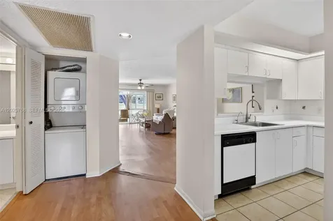 650 SW 138th Avenue Pembroke Pines FL 33027