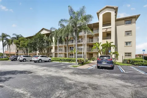 650 SW 138th Avenue Pembroke Pines FL 33027