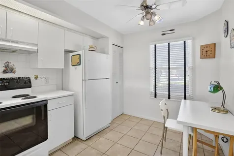 650 SW 138th Avenue Pembroke Pines FL 33027