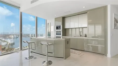 18975 Collins Avenue Sunny Isles Beach FL 33160