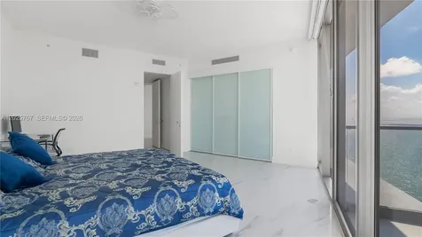 18975 Collins Avenue Sunny Isles Beach FL 33160
